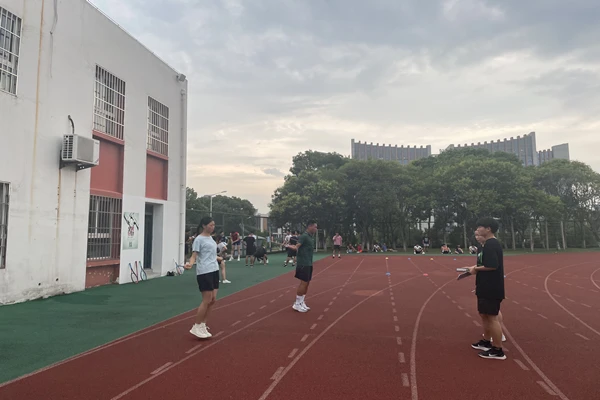 篮球重复训练法举例_2
